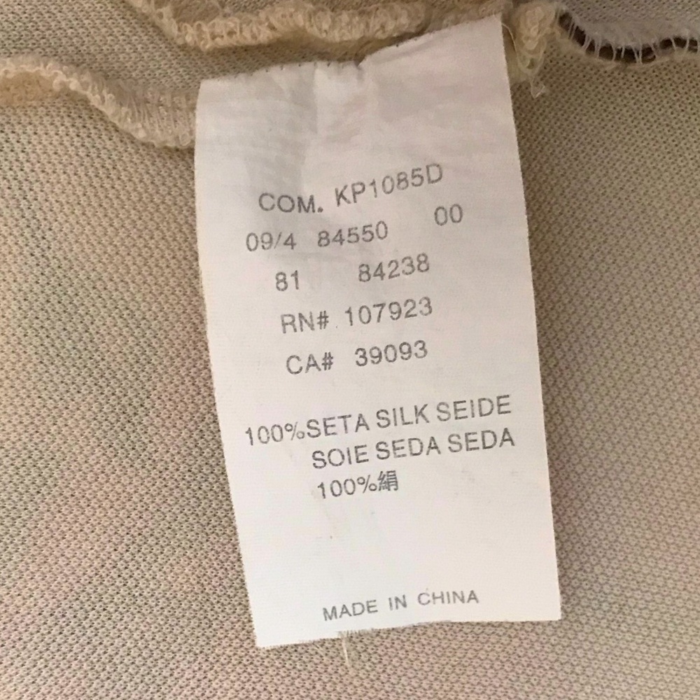 Moncler Cream Sleeveless Hoodie - Picture 8 of 9